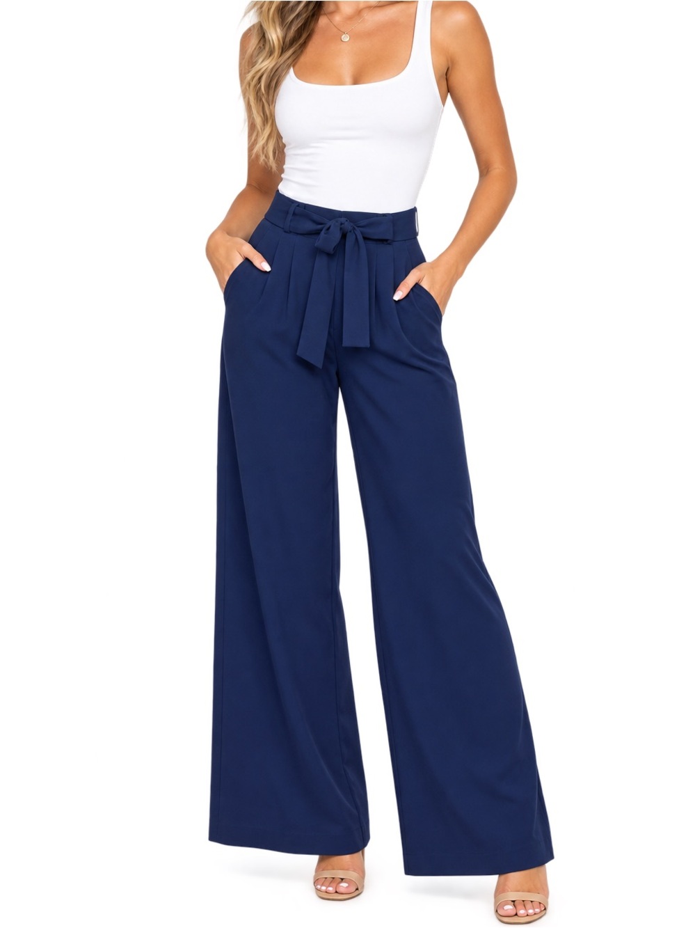 Lululemon Noir wide leg dress pants size 6 Navy